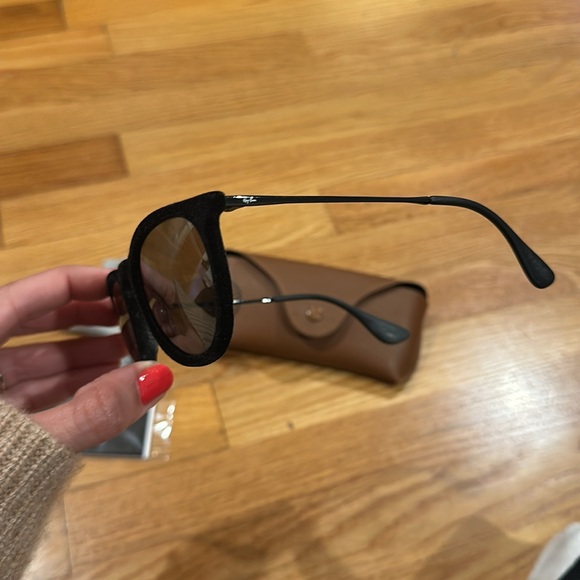 Velvet mirrored Raybans - Picture 2 of 5